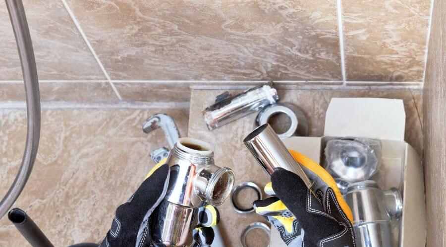 Professional gutter cleaning in Questa, NM